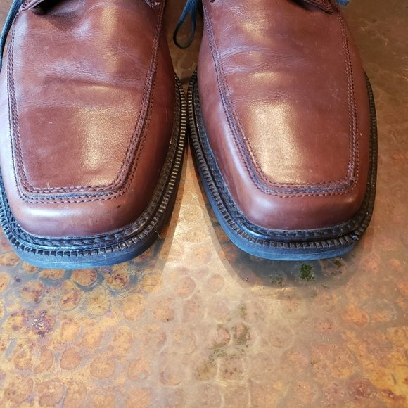 Johnston & Murphy Men's Brown Leather Square Toe Oxfords - Picture 3 of 7
